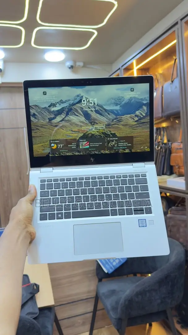 Laptop HP EliteBook 1030 8GB Intel Core i5 SSD 256GB