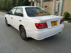 Toyota Carina 2001 White