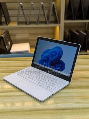Laptop Microsoft Surface Laptop SE 8GB Intel Celeron SSD 128GB