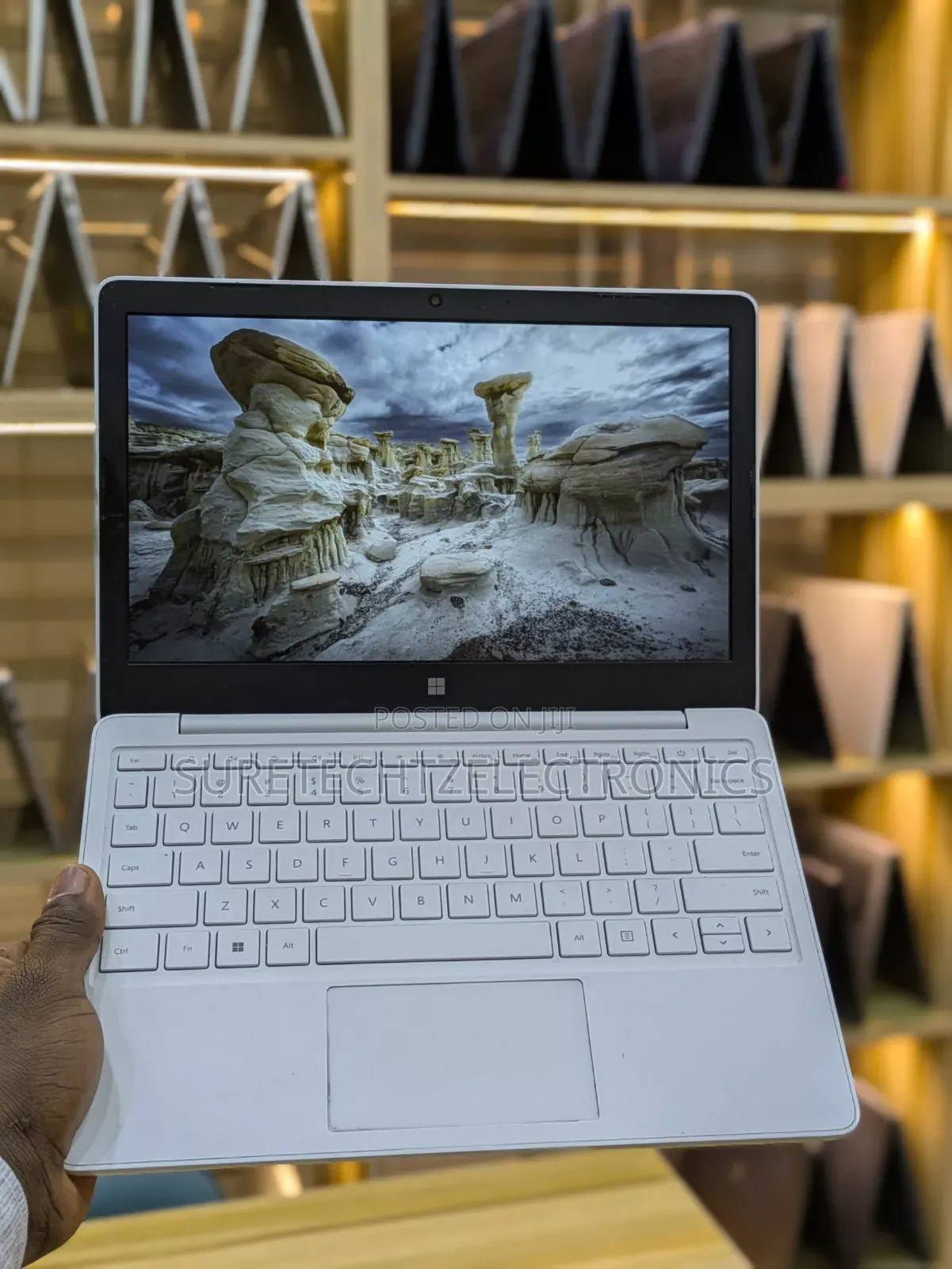 Laptop Microsoft Surface Laptop SE 8GB Intel Celeron SSD 128GB