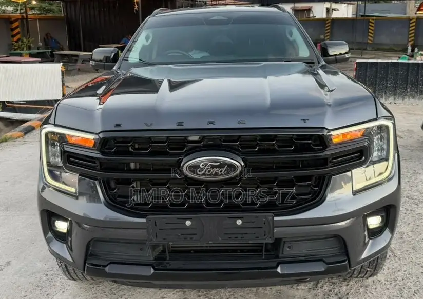 Ford Everest 2024 Black