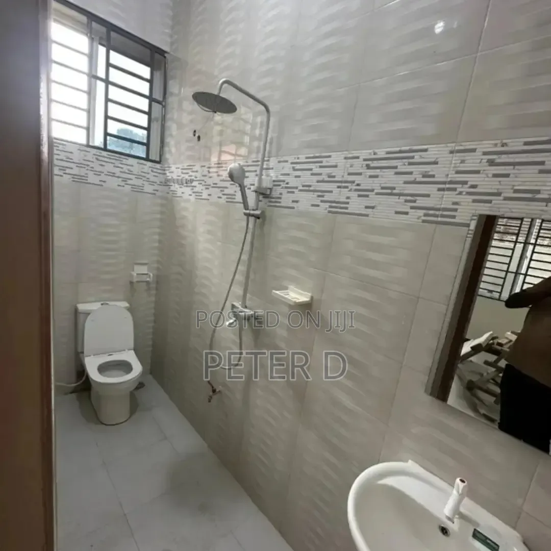 3bdrm Apartment in Kimara for rent