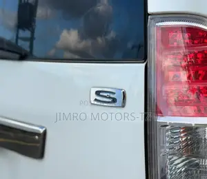 Toyota Noah 2010 White