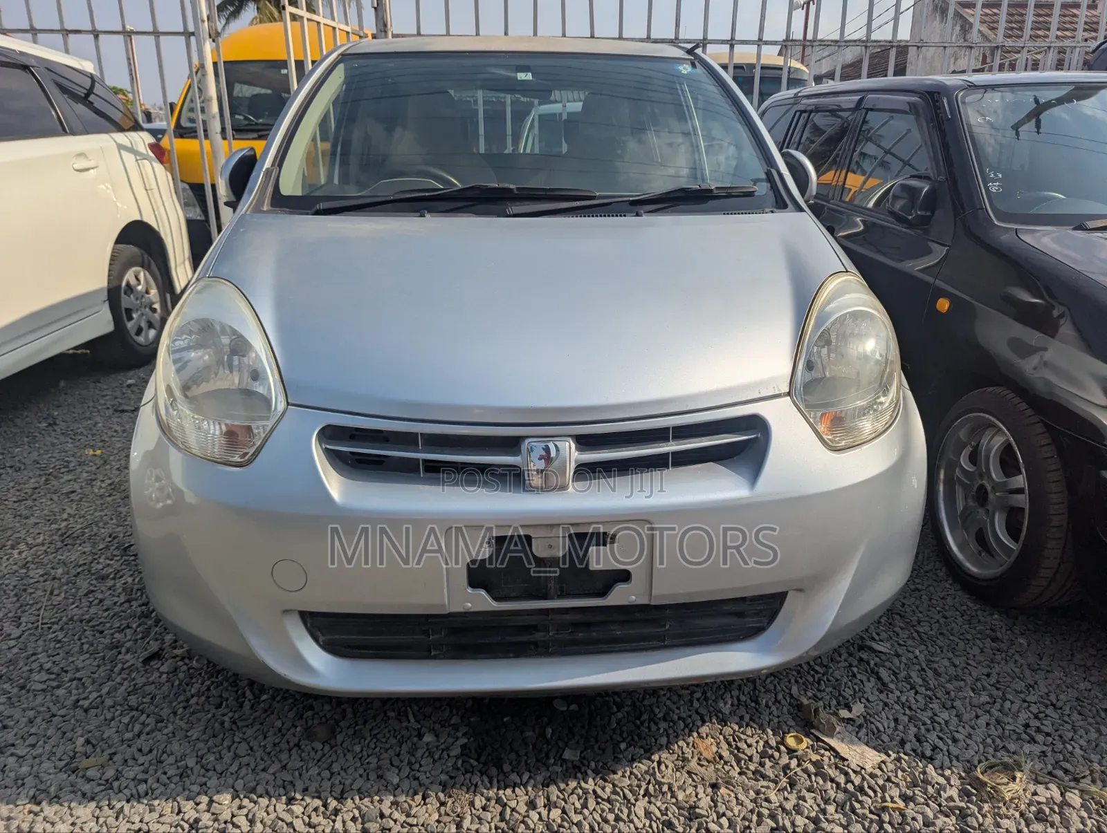Toyota Passo 2010 Silver