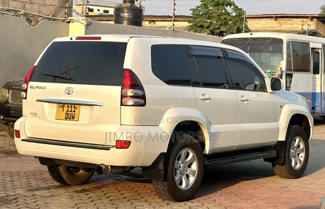Toyota Land Cruiser Prado 2003 White