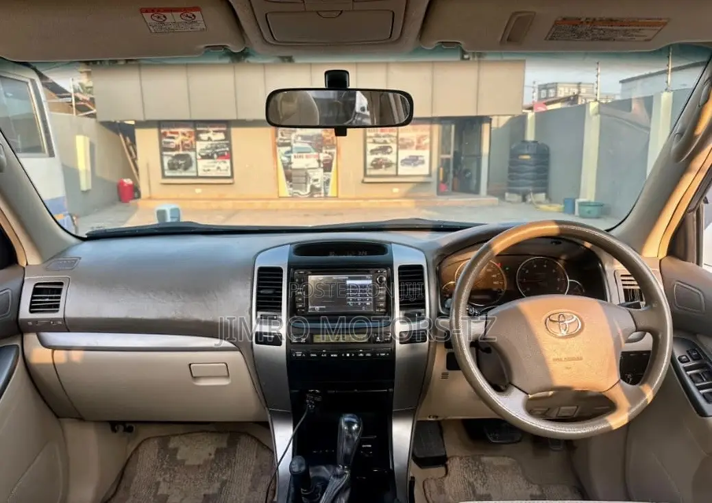 Toyota Land Cruiser Prado 2003 White