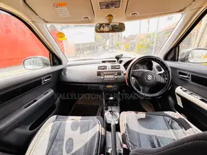 Suzuki Swift 2010 Silver