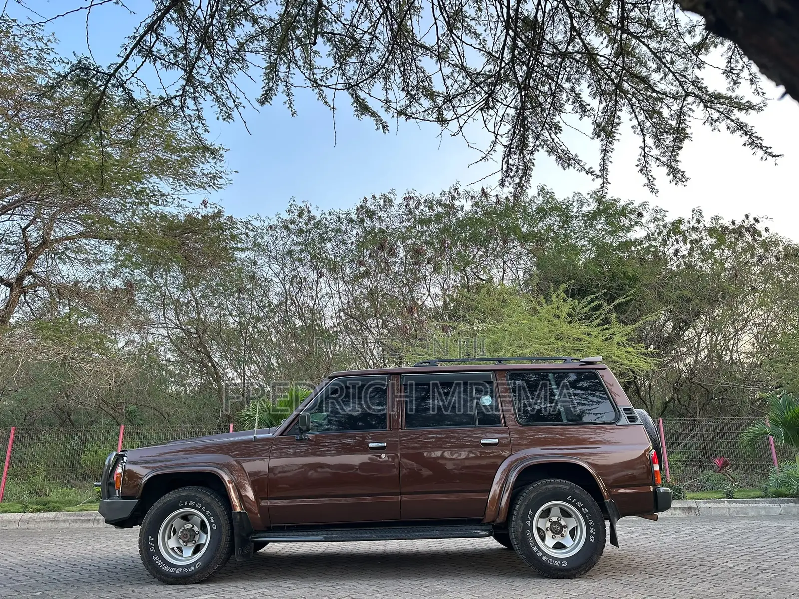 Nissan Patrol 1992 Brown