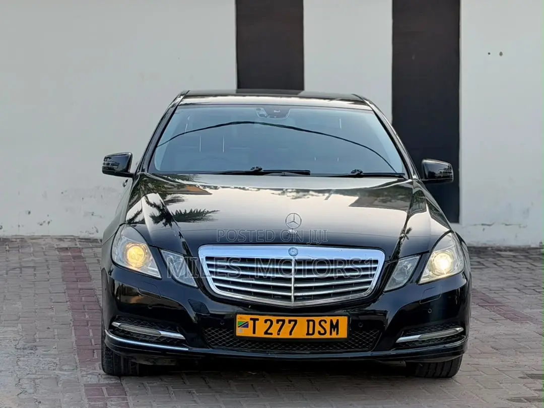 Mercedes-Benz E250 SV Premium 2014 Black