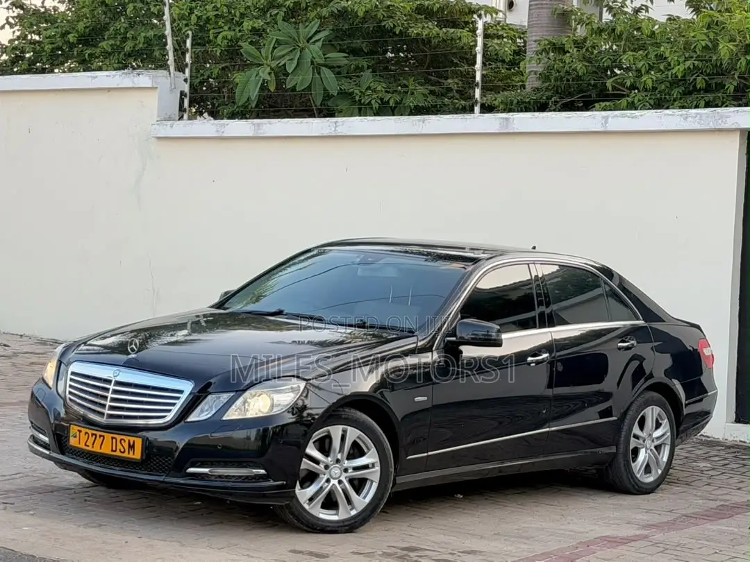 Mercedes-Benz E250 SV Premium 2014 Black
