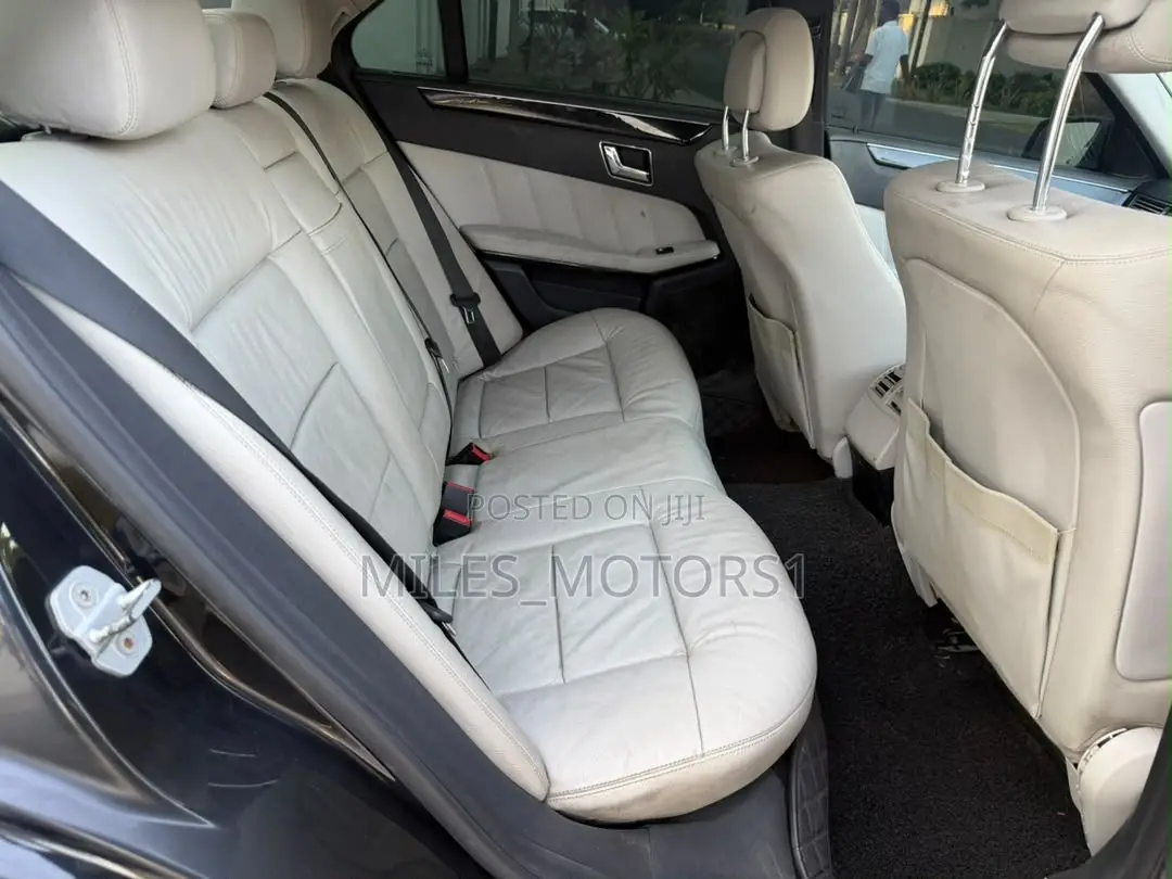 Mercedes-Benz E250 SV Premium 2014 Black