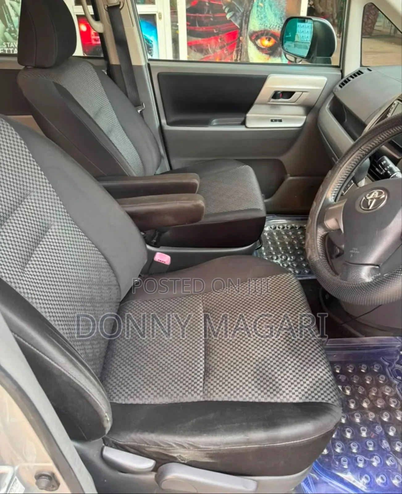 Toyota Noah 2008 Silver