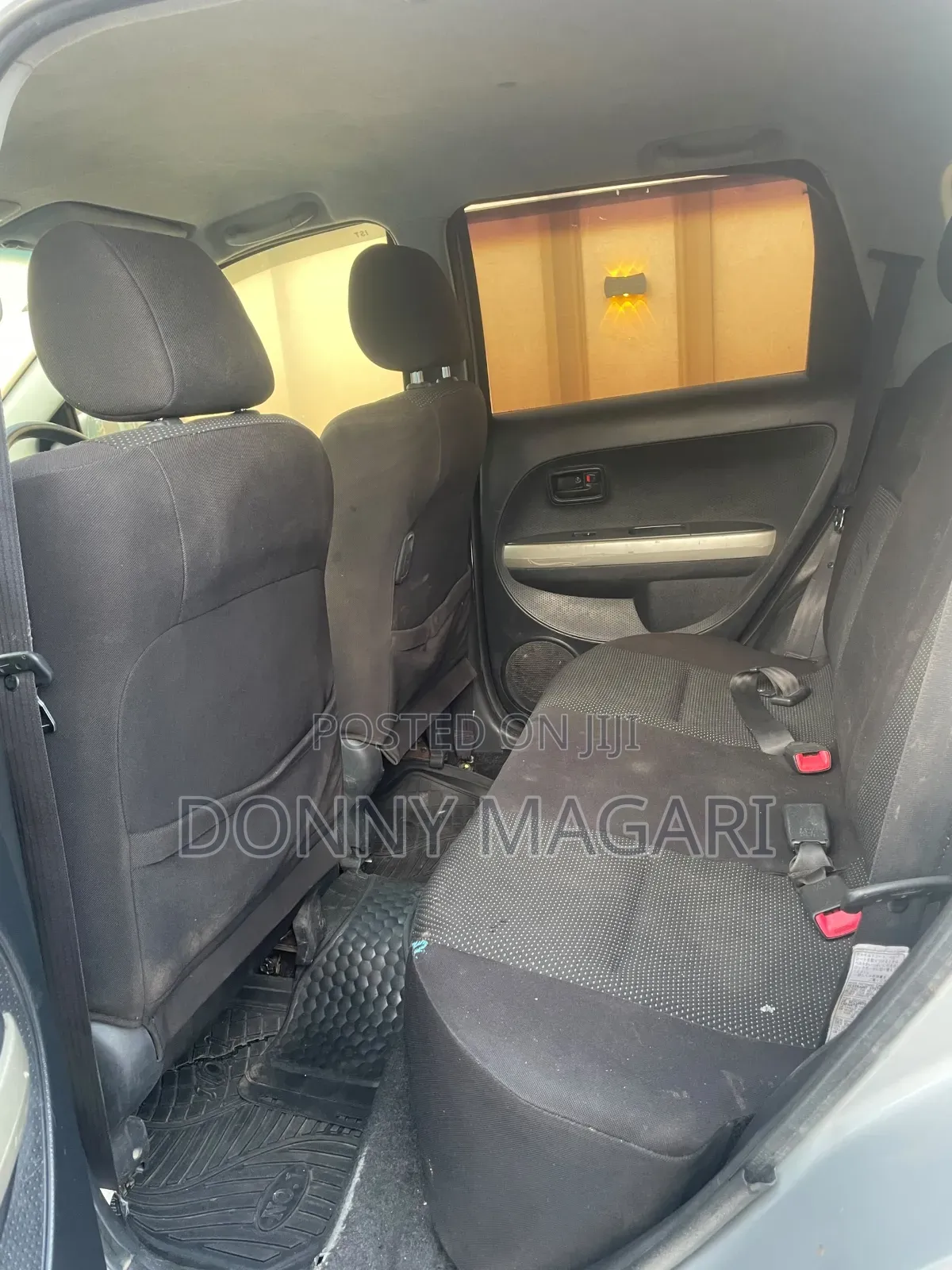 Toyota IST 2004 Silver