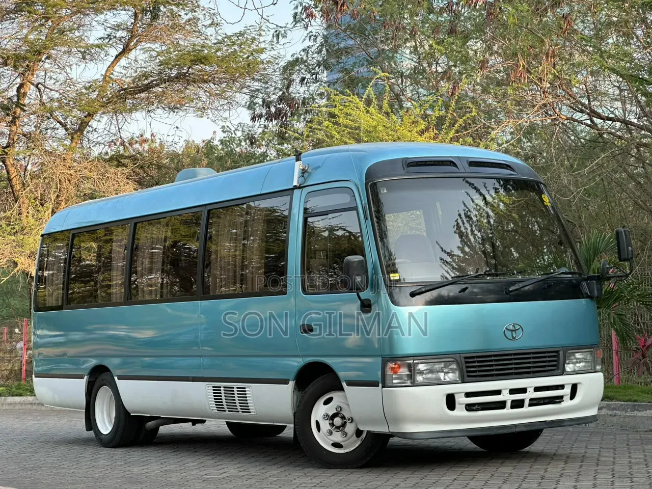 Toyota Coaster 2001 Blue
