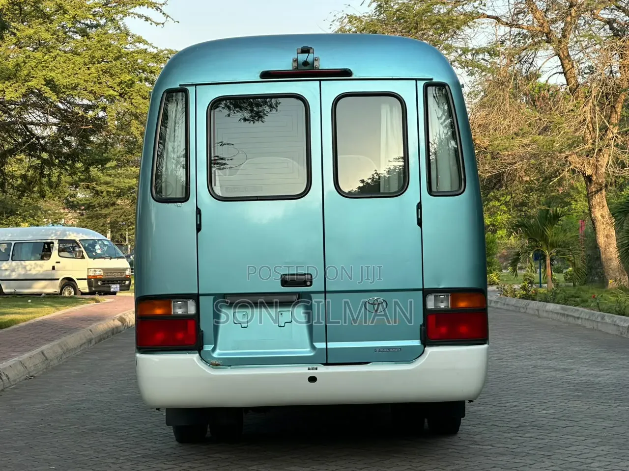 Toyota Coaster 2001 Blue