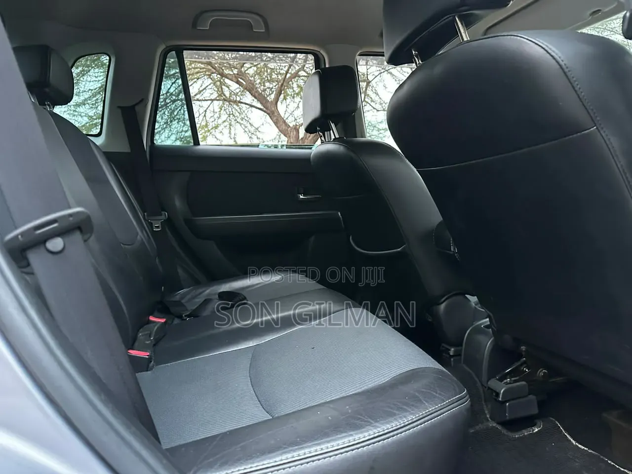 Mazda Verisa 2005 Silver