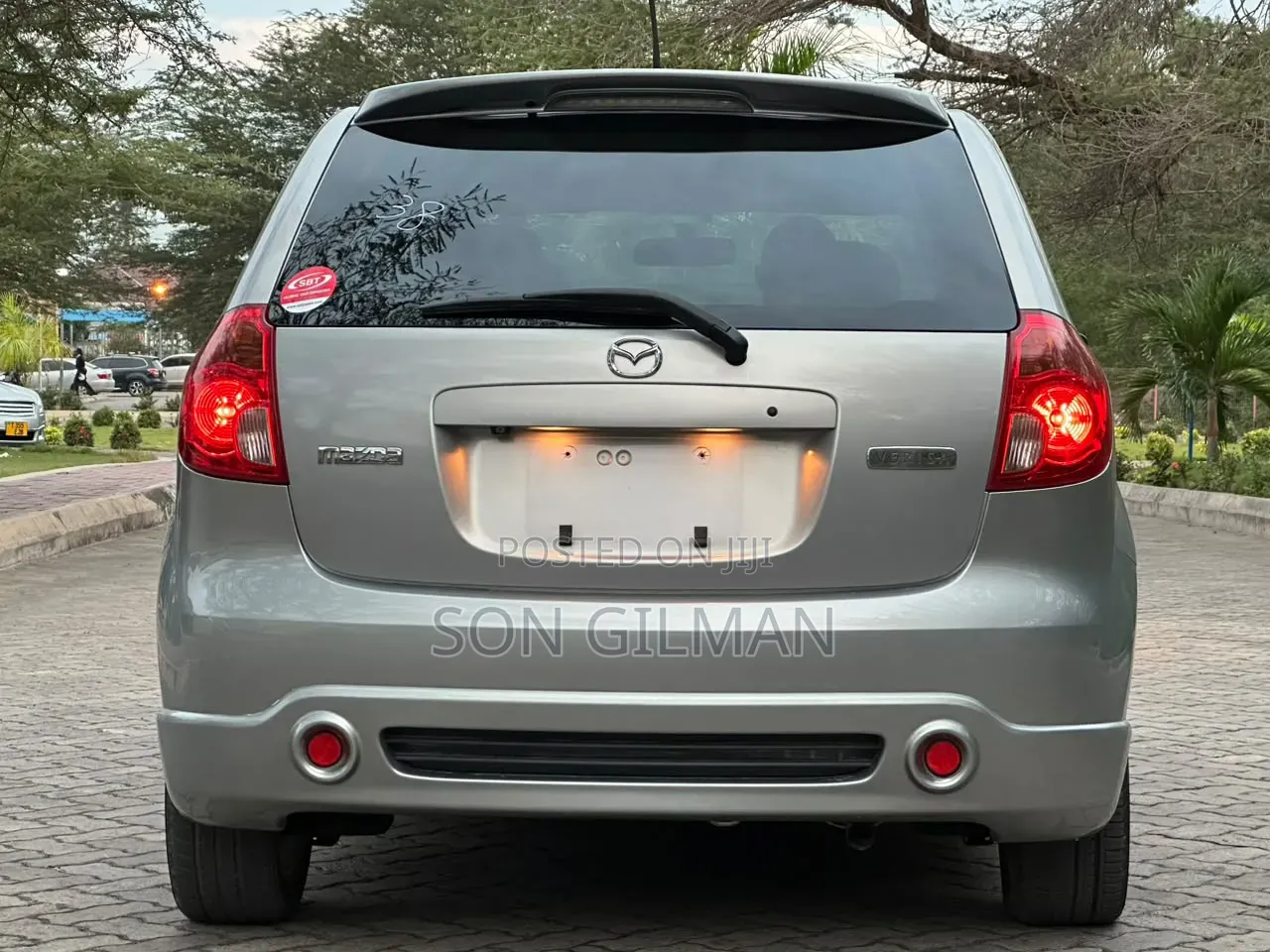 Mazda Verisa 2005 Silver