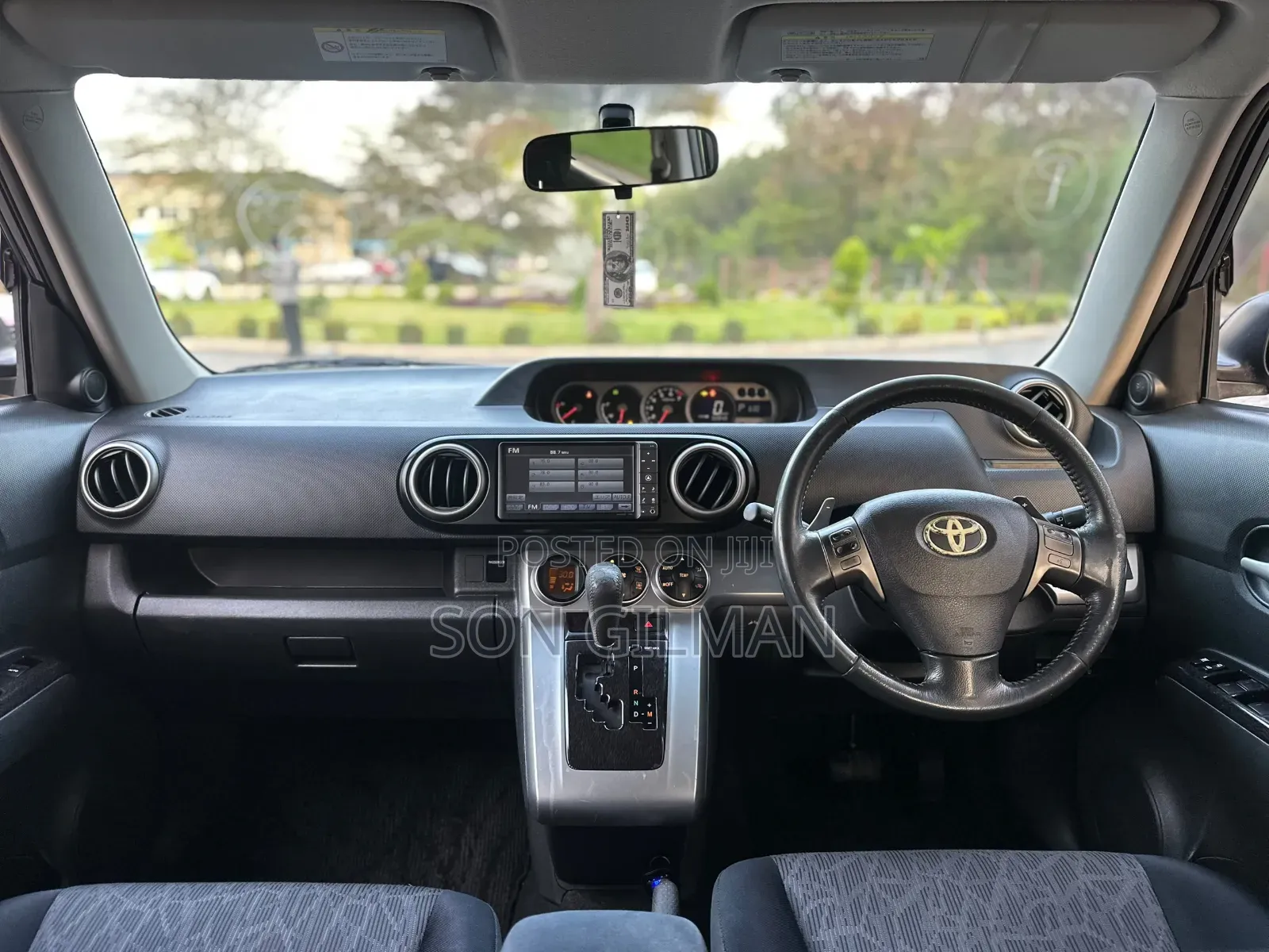 Toyota Corolla Rumion 2009 Black