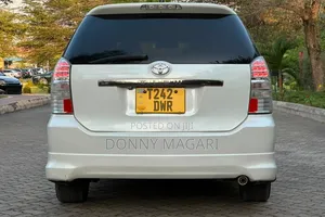 Toyota Wish 2007 White