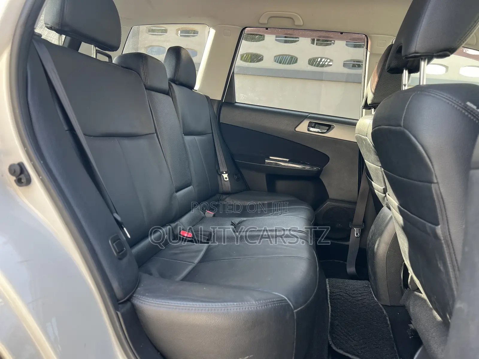 Toyota Harrier 2.0 2020 White