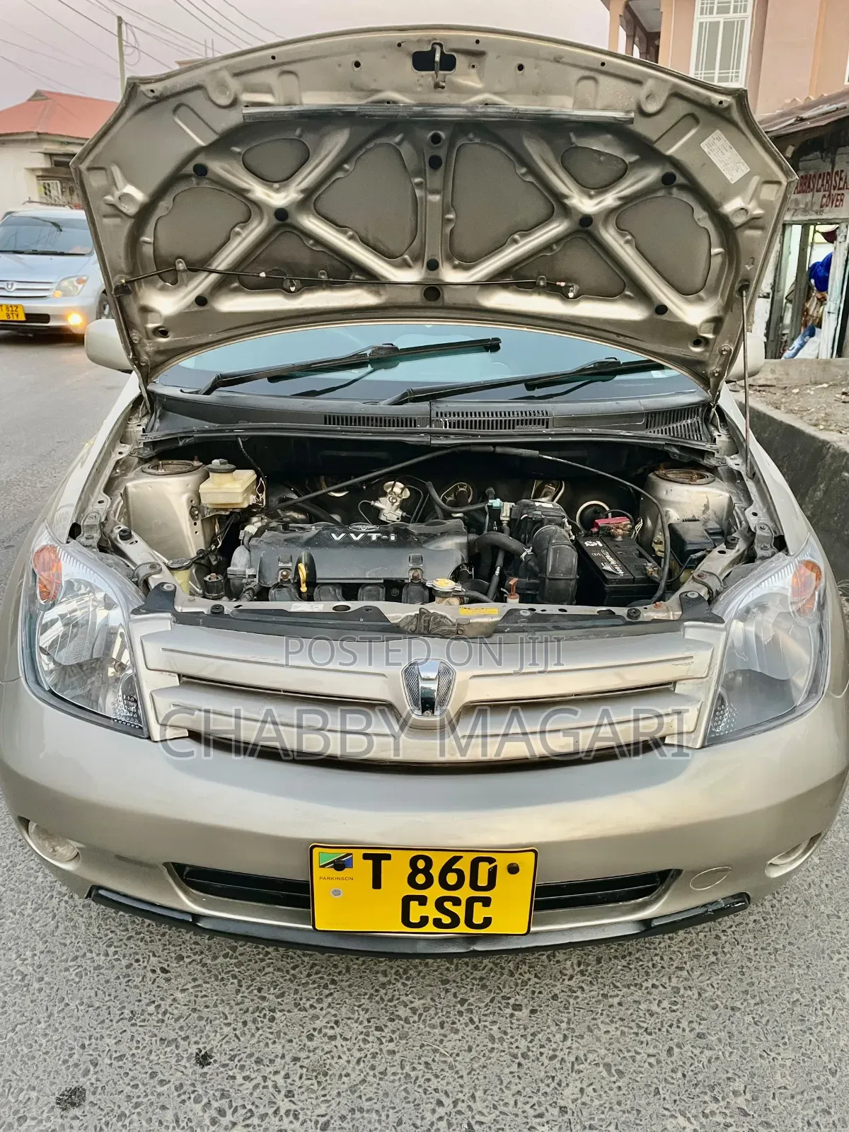 Toyota IST 2004 Gold