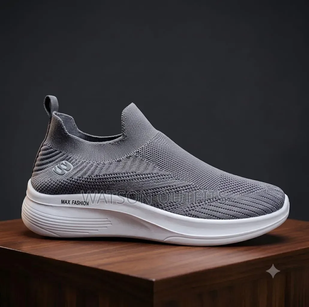 Men's New and Original Shoes Smartly Casual Sports Footwears