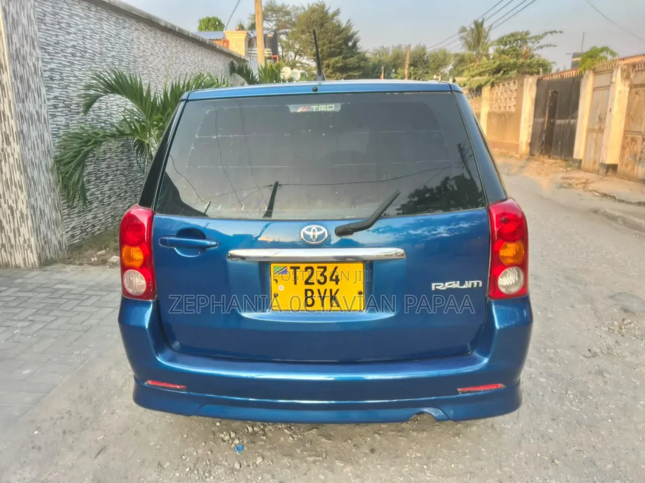 Toyota Raum 2003 Blue
