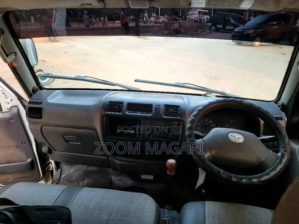 Mazda Bongo 2003 White