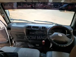 Mazda Bongo 2003 White