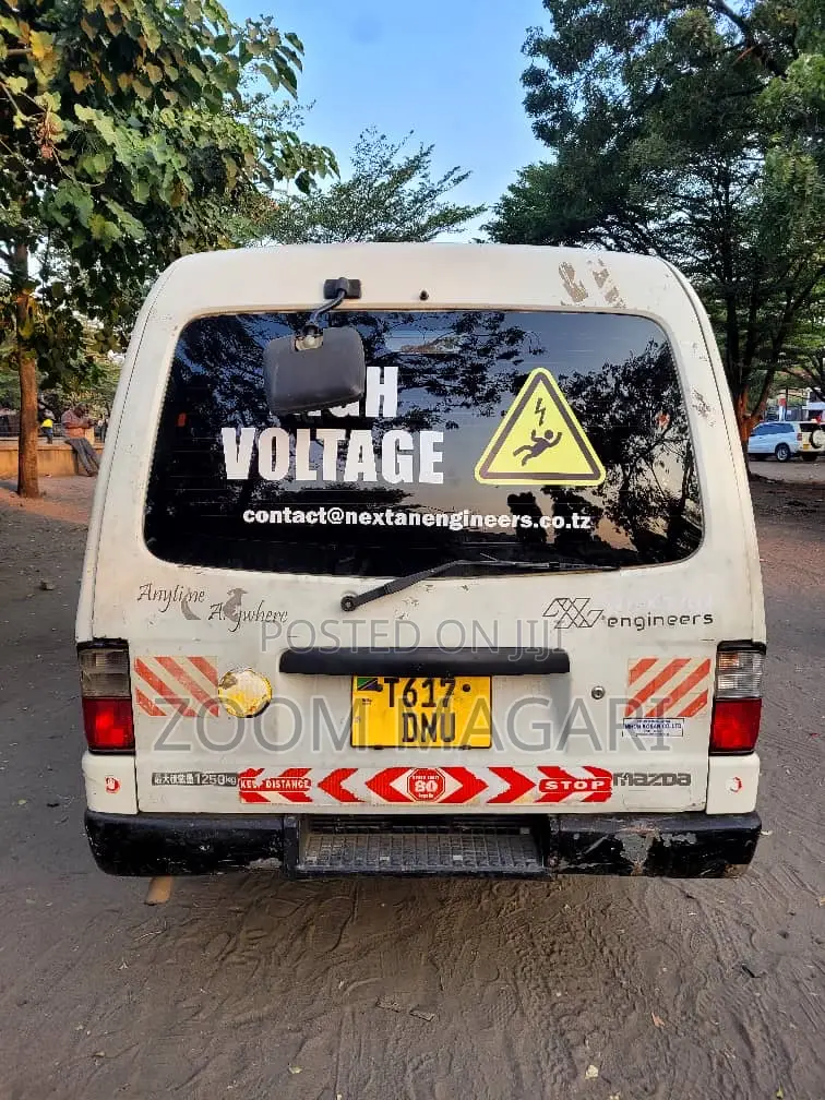 Mazda Bongo 2003 White