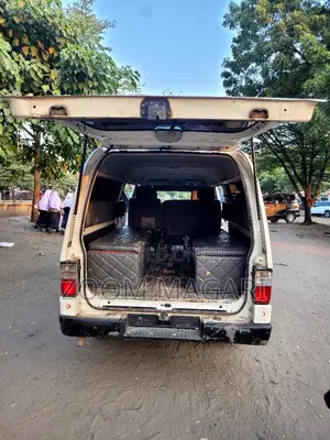Mazda Bongo 2003 White