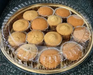 Juisi Ya Miwa Na Scones Na Cupcake Na Chapati