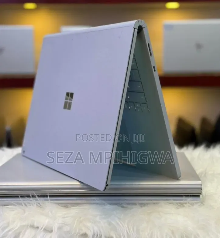 New Laptop Microsoft Surface Book 2 16GB Intel Core i7 SSD 1T