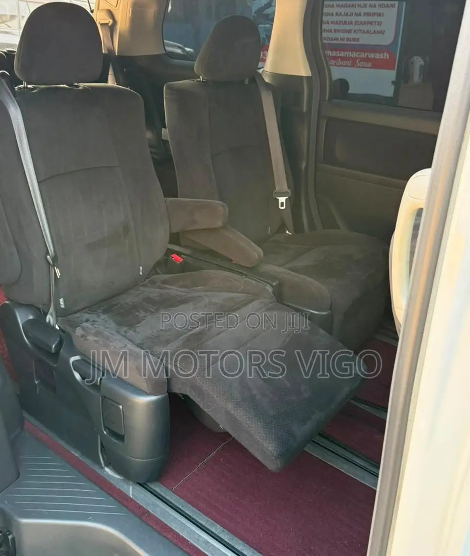 Toyota Alphard 2010 Pearl