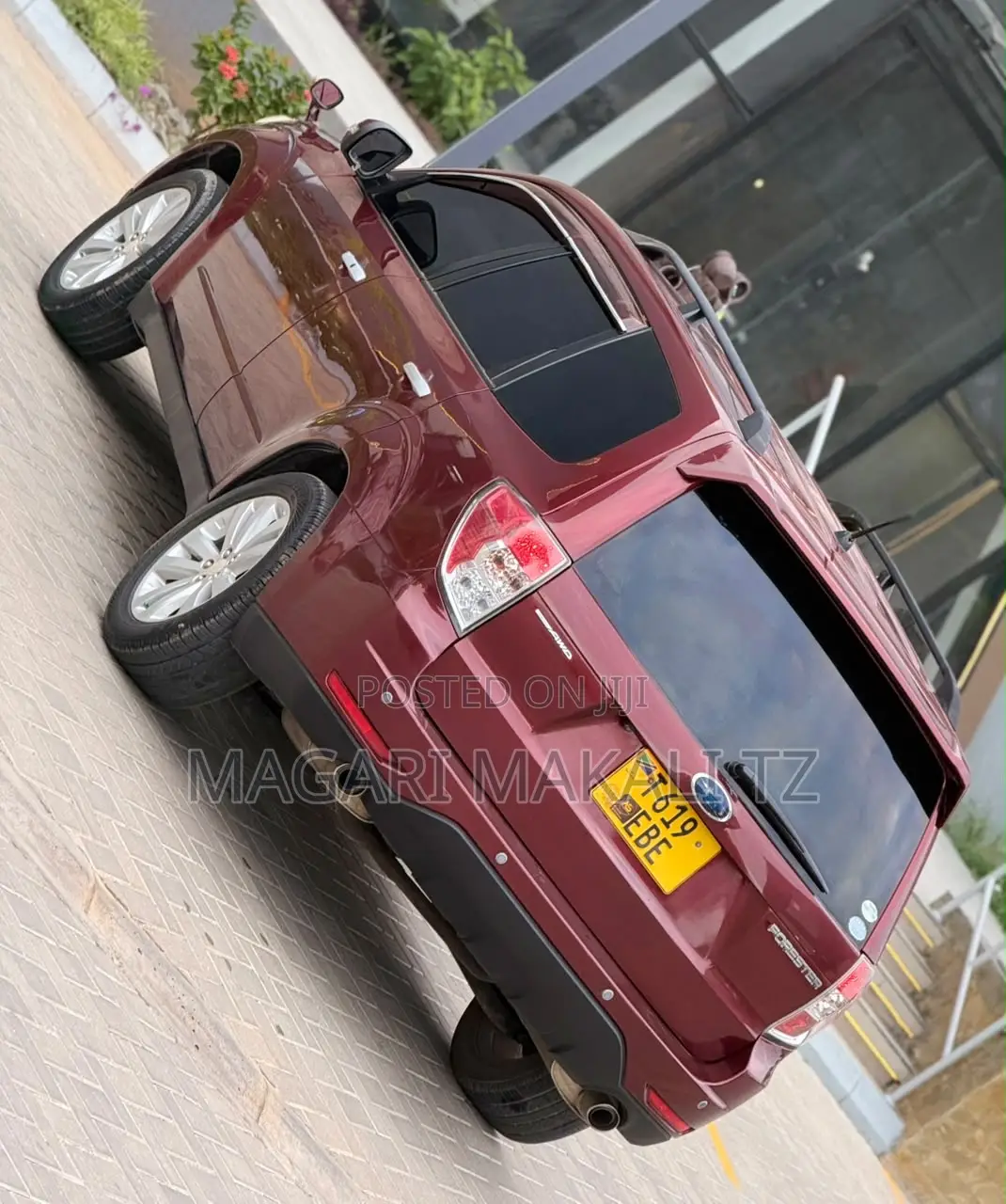 Subaru Forester 2.0D X 2011 Maroon