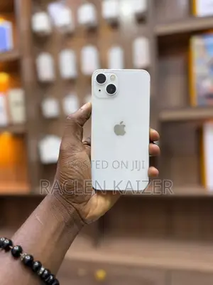 Apple iPhone 13 128 GB