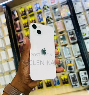 Apple iPhone 13 128 GB