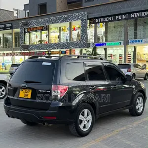 Subaru Forester 2011 Black
