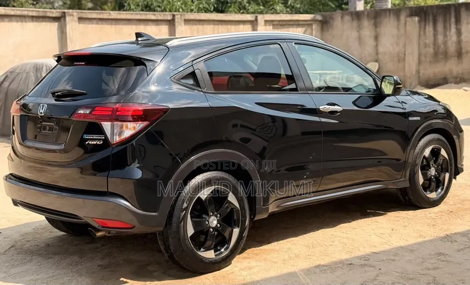 Honda Vezel 2015 Black