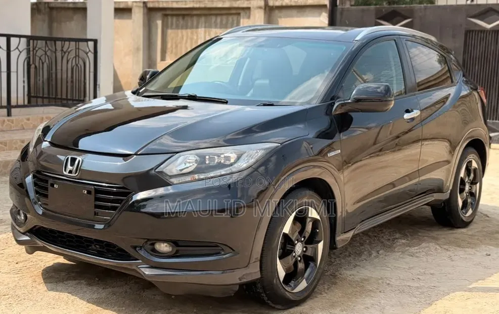 Honda Vezel 2015 Black