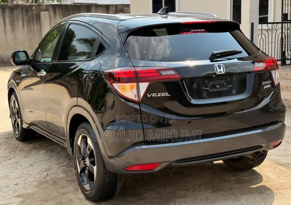Honda Vezel 2015 Black