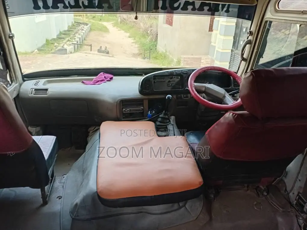 Toyota Coaster 2003 White