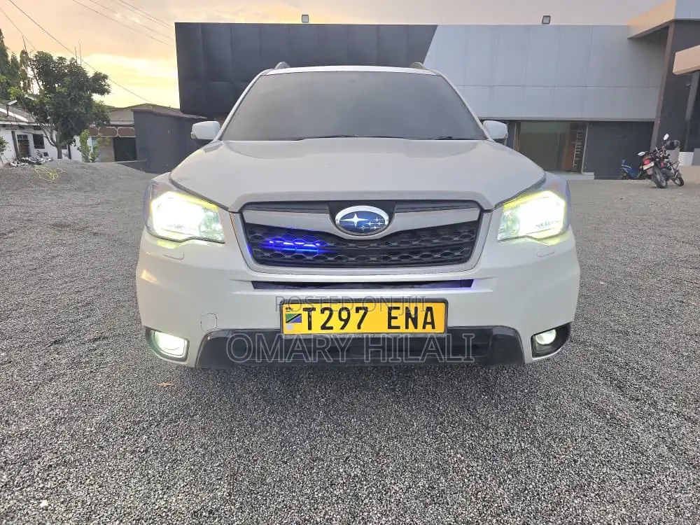 Subaru Forester 2015 White