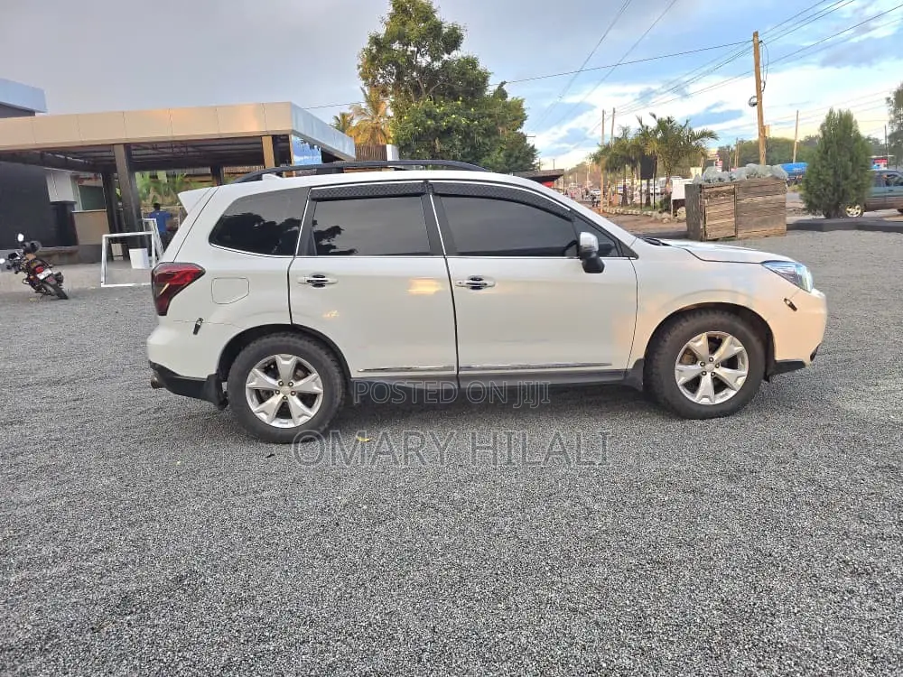 Subaru Forester 2015 White
