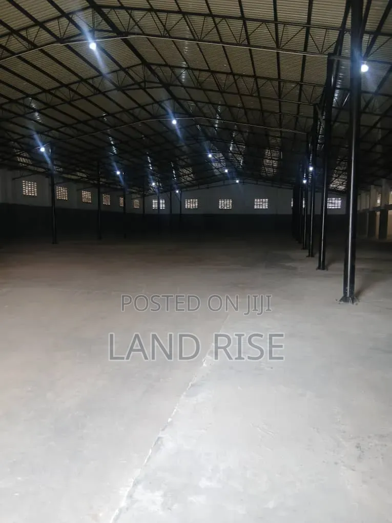 5000 SQM Warehouse in CHANG'OMBE