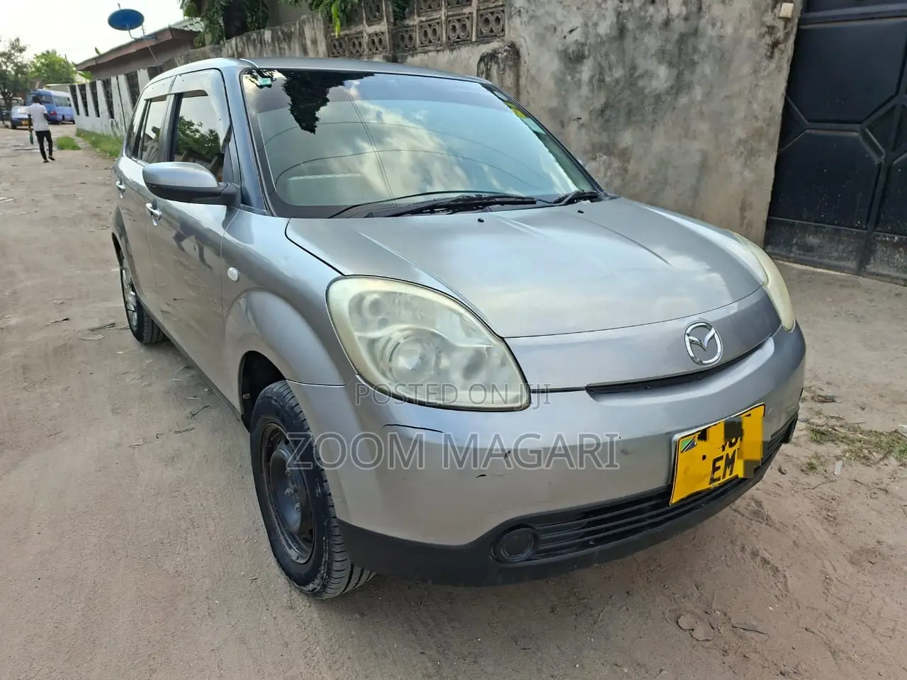 Mazda Verisa 2008 Gray
