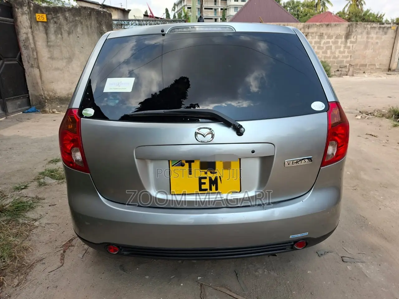 Mazda Verisa 2008 Gray