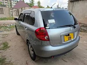 Mazda Verisa 2008 Gray