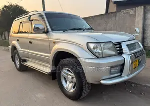 Toyota Land Cruiser Prado 2000 Silver