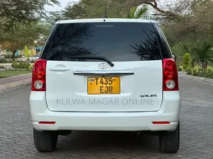 Toyota Raum 2005 White